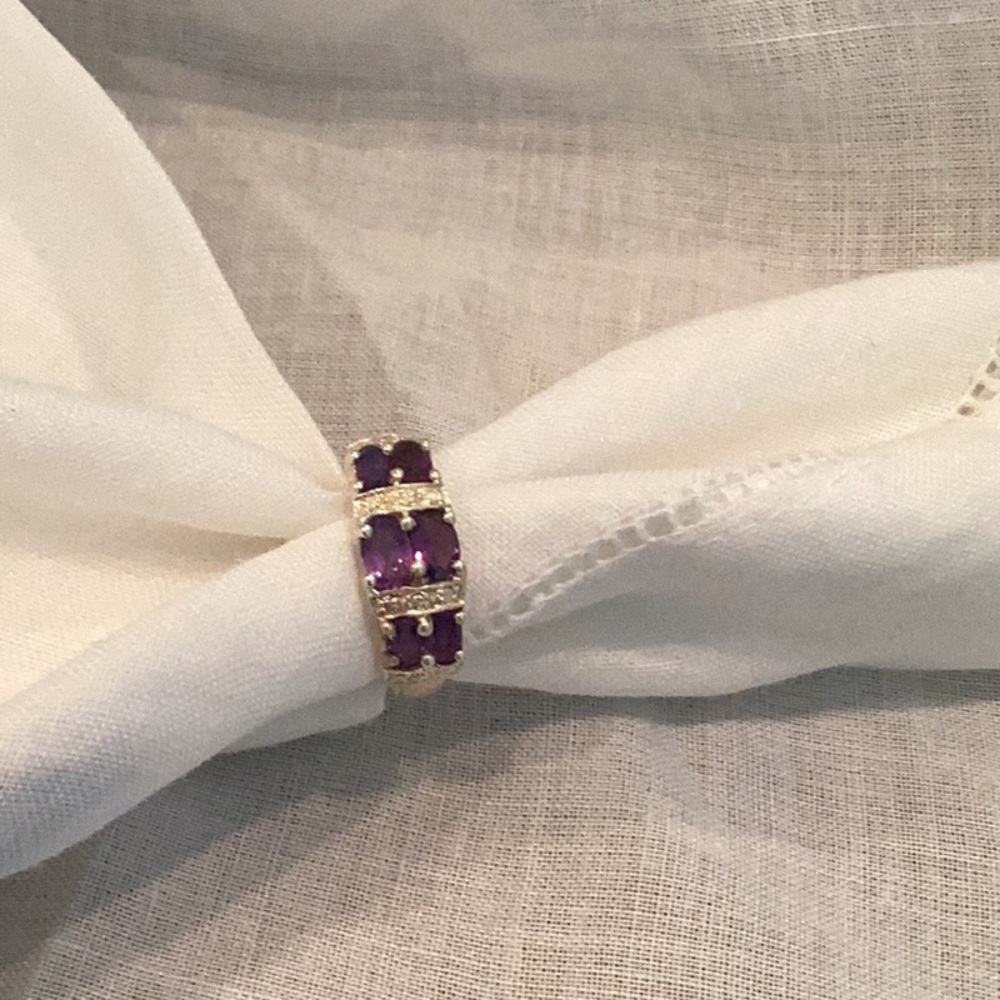 Amethyst silver ring